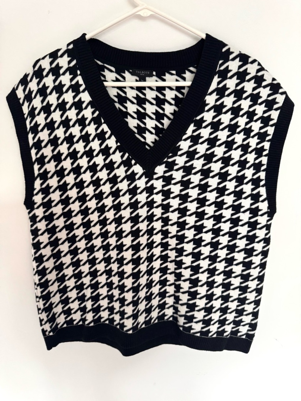 Talbots Black and White Houndstooth Knit Vest - Large Petite